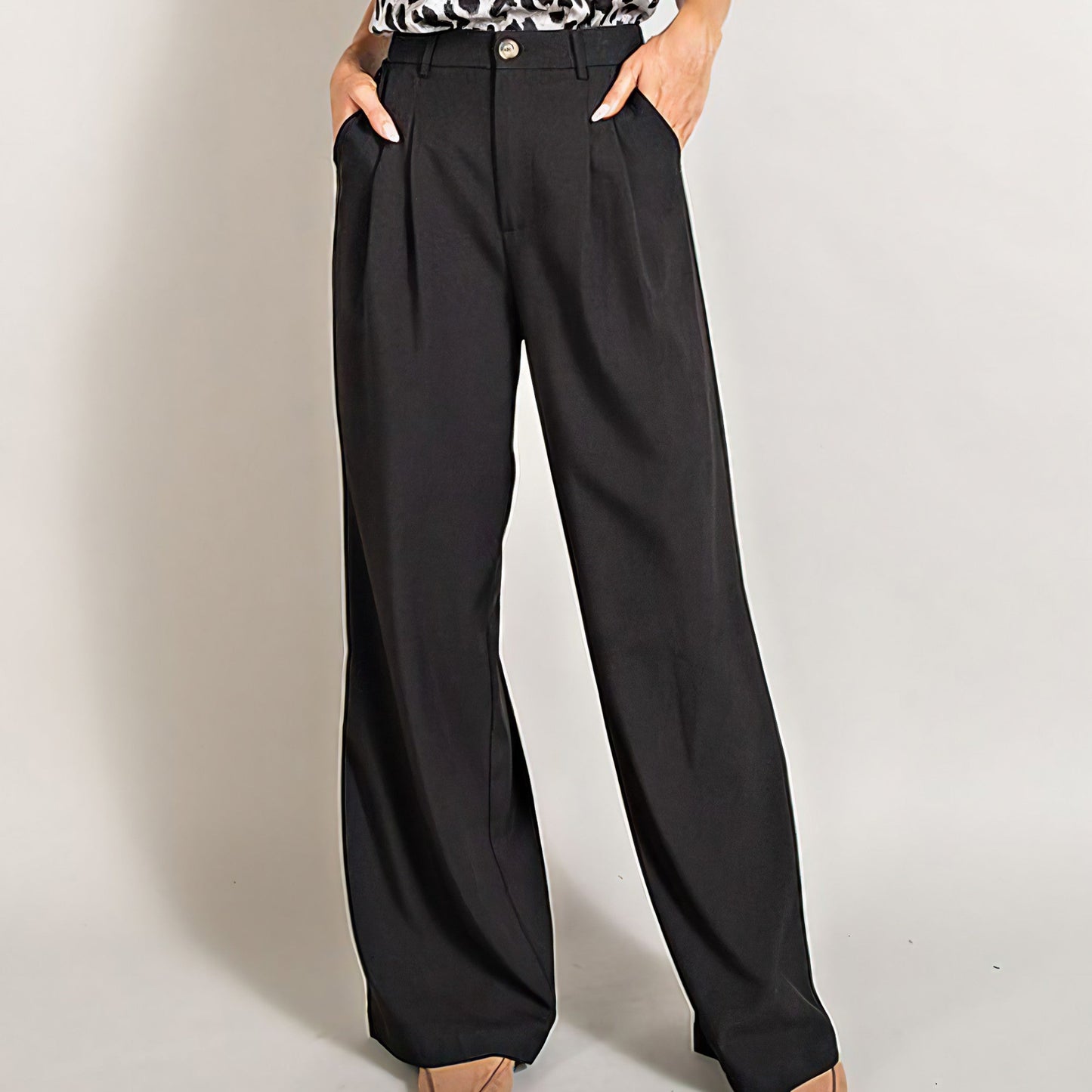 Flowy and Relaxed Straight Leg Pant
